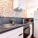 Διαμέρισμα Old - Ideally Located !